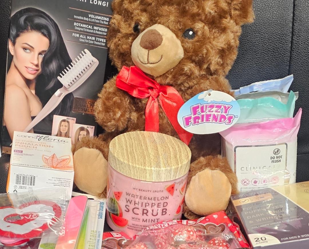 Valentines Day Spa Gift Basket with luxury Essentials Treats - Vicais