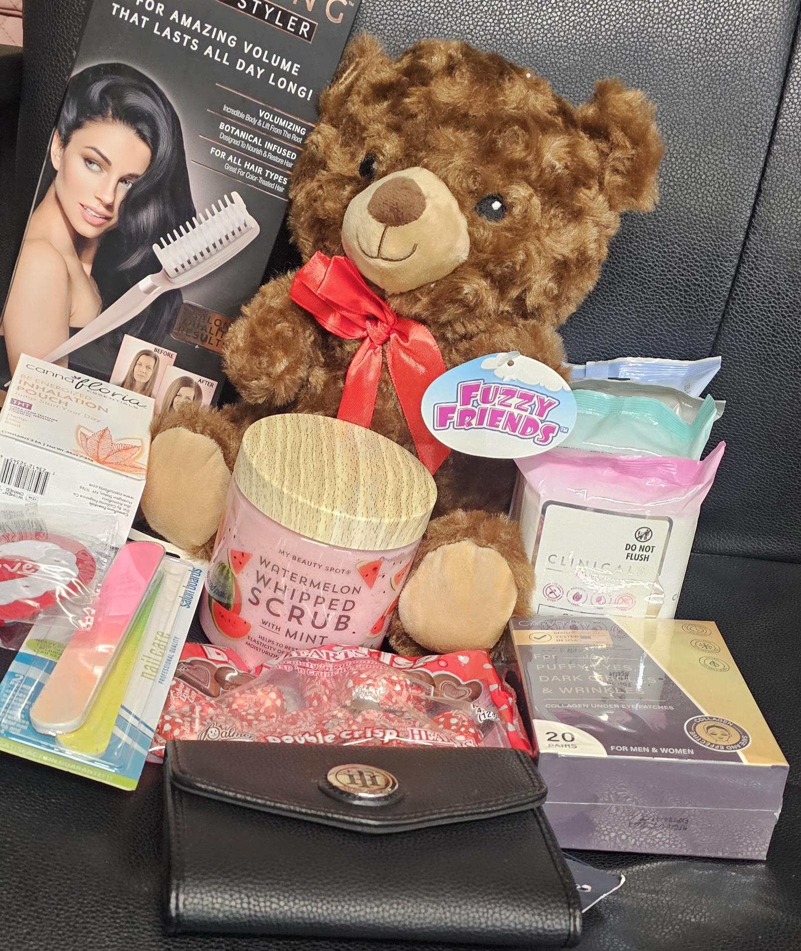 Valentines Day Spa Gift Basket with luxury Essentials Treats - Vicais