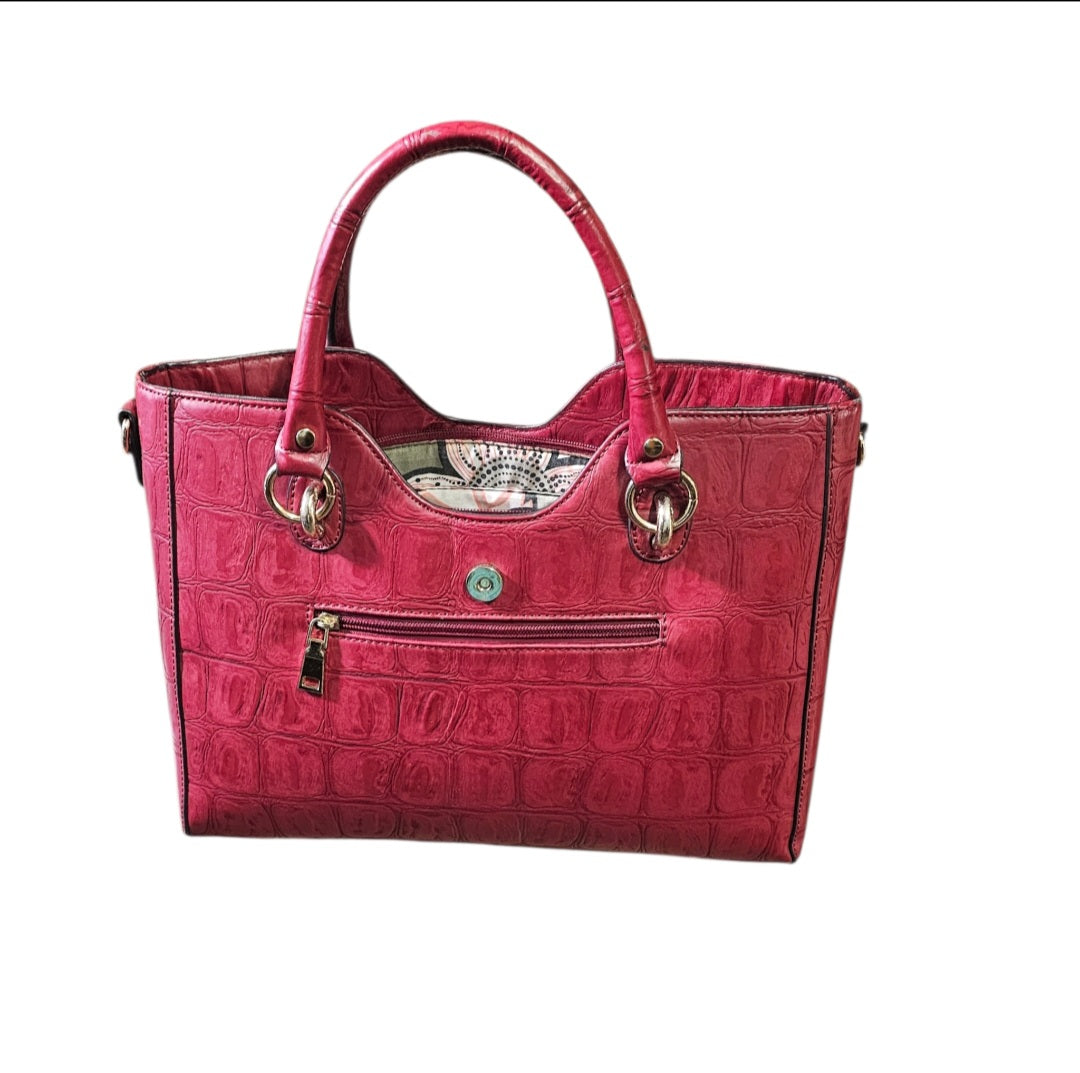 Elegant tote handbags, featuring a sophisticated crocodile-embossed design. Perfect for daily use with its spacious interior and sturdy handles. - Vicais